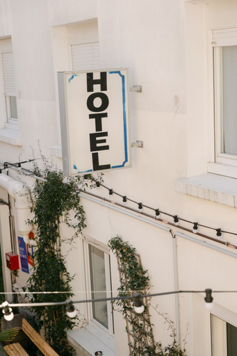 Exterior & Views 2, Le Lieu Dit, Loire-Atlantique