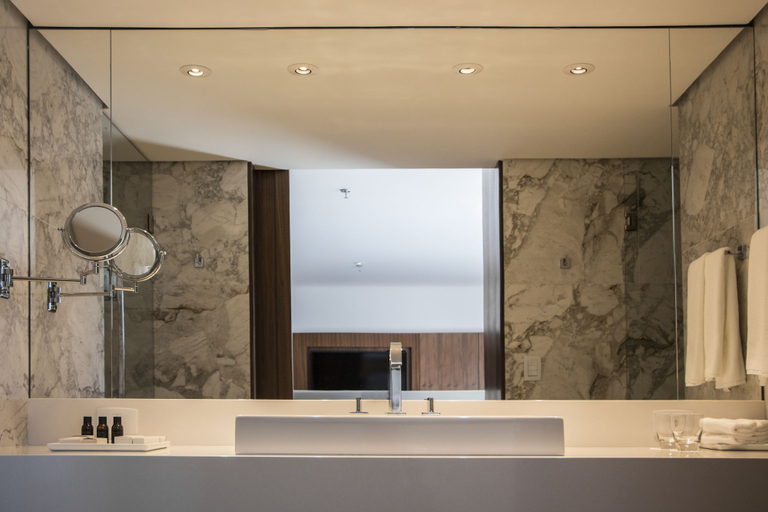 Bathroom 5, Nomaa Hotel, Curitiba