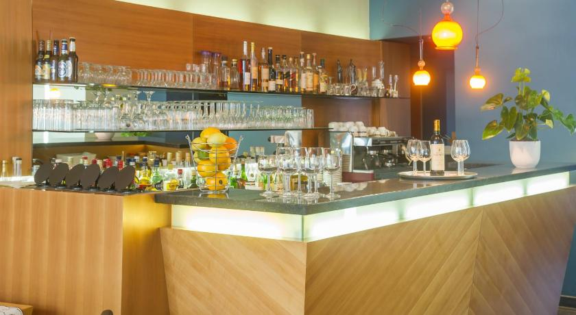Food & Drinks 3, Hotel Acacia, Esch-sur-Alzette