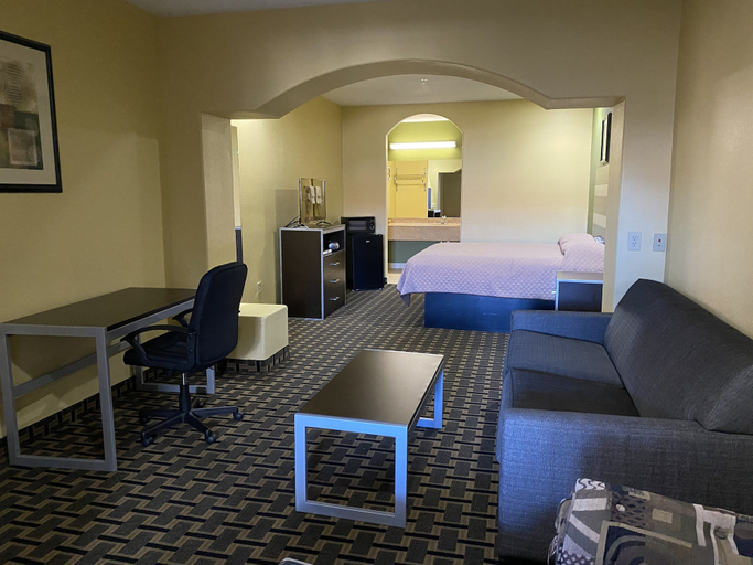 Others 5, Redwood Suites, Houston