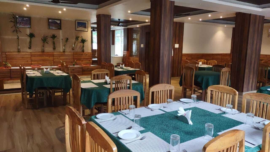 Food & Drinks, Mahesh Hotel & Restaurant, Shimla