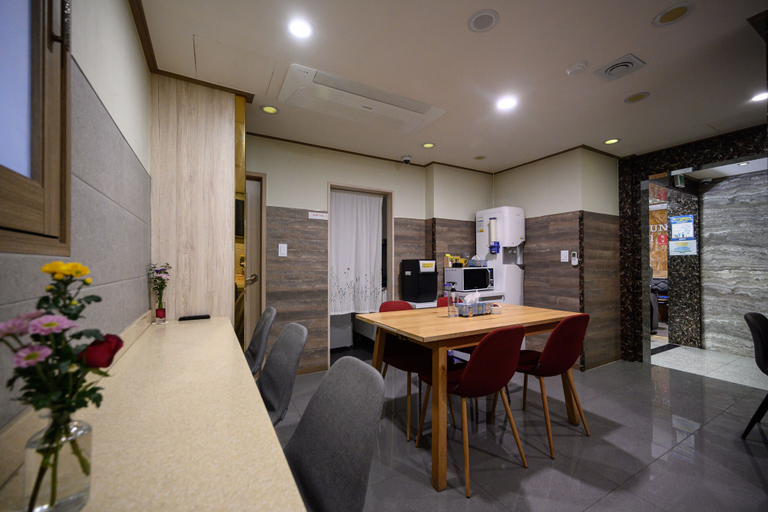 Others 2, Daeyoung Hotel Seoul, Jung