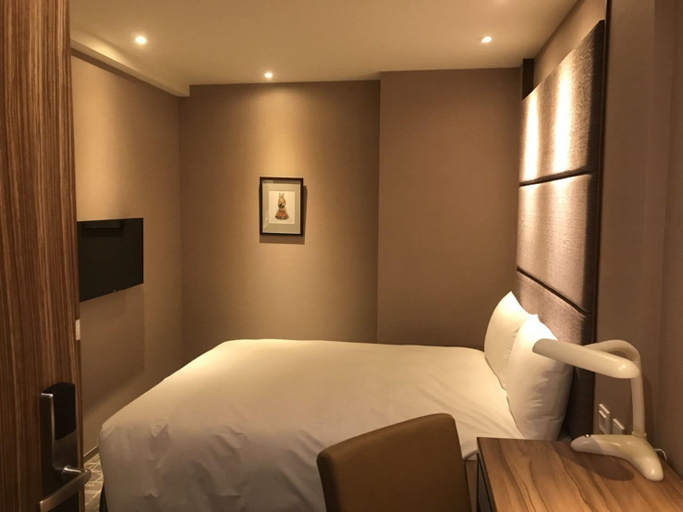 Bedroom 5, Orange Hotel - Wenhua, Chiayi City