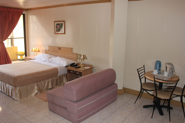 Bedroom 18