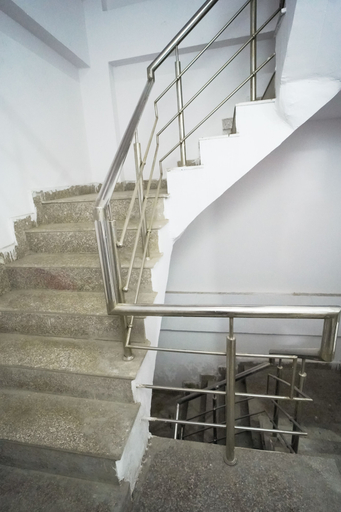 Others 5, Roomshala 034 Grihum Noida Sector 63, Gautam Buddha Nagar