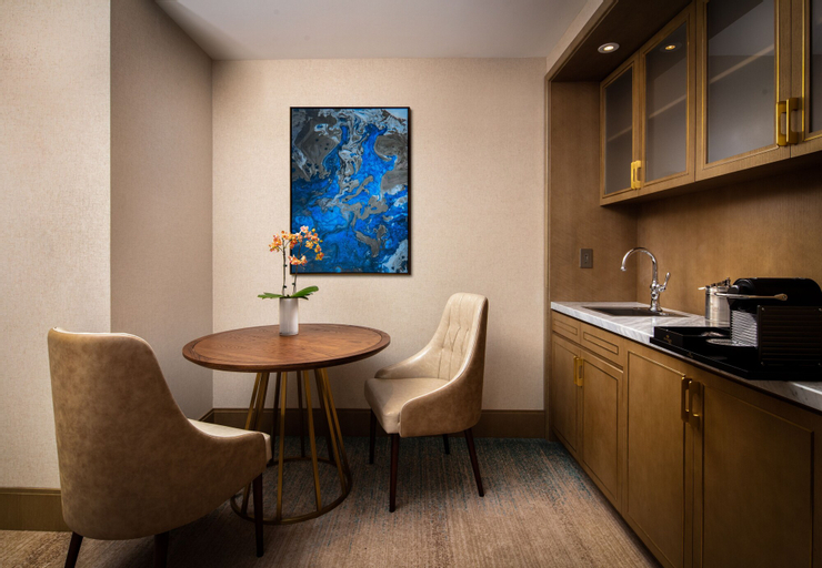 Dining Room 6