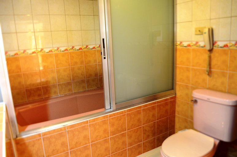 Bathroom 2