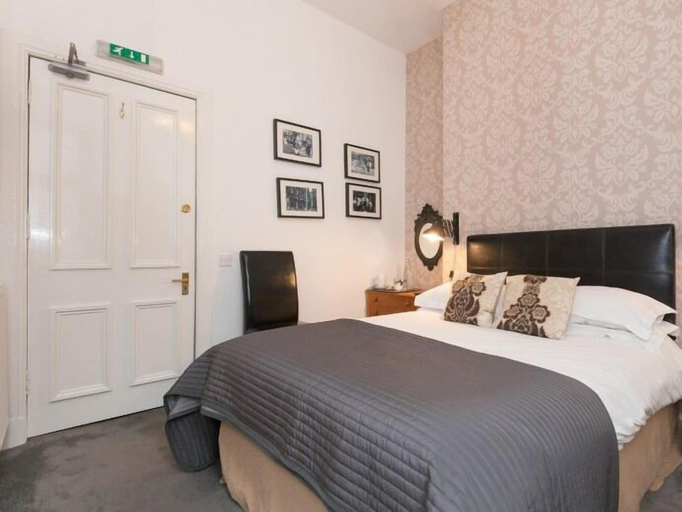 Bedroom 2, Fraoch House, Edinburgh