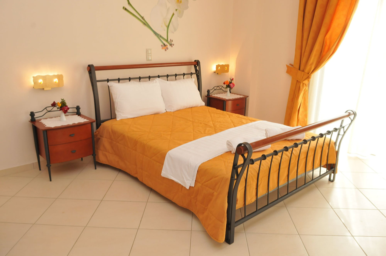 Bedroom 3, Finiki Plaza, Peloponnese