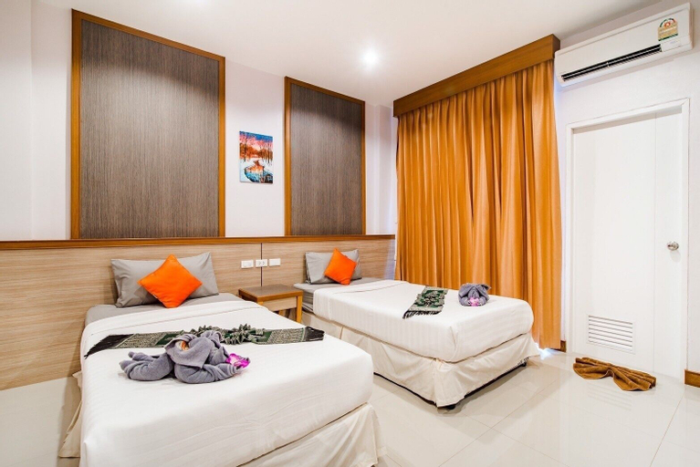 Bedroom 12