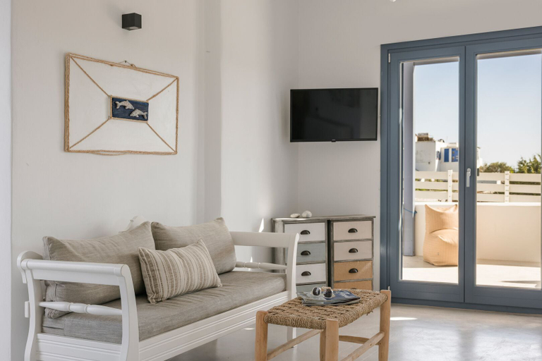 Interior, Pebble Summer House, South Aegean