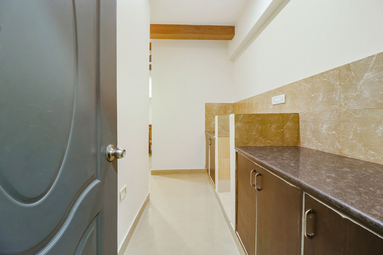 Bathroom, Fabexpress Athasri Inn Hsr, Bangalore