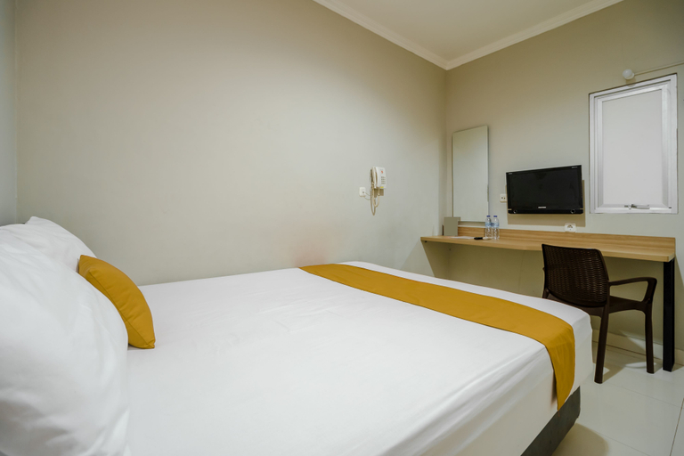 Others 2, The Nagoya Plasa RedPartner, Batam