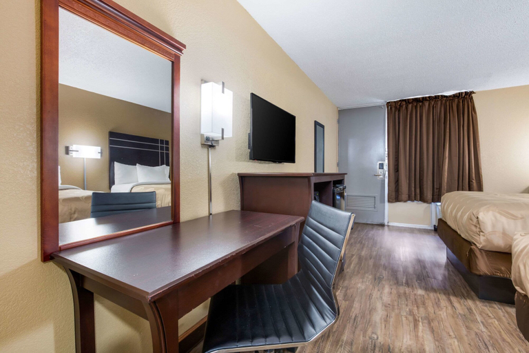 Bedroom 3, Quality Inn Starkville near University, Oktibbeha