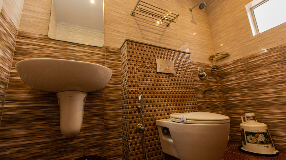 Bathroom 2