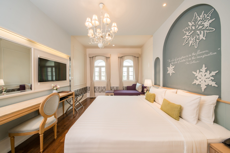 Bedroom 6