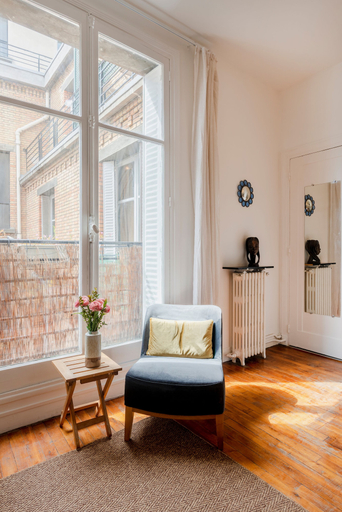 Others 3, Saint Germain Bac Residence, Paris