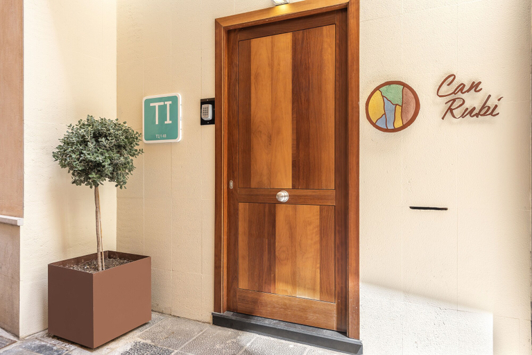 Others 4, Can Rubi - Turismo de Interior, Baleares