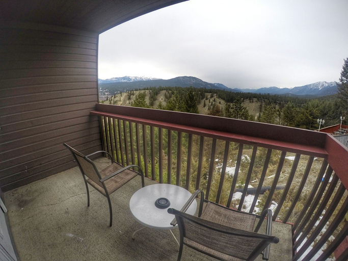 Others 4, Radium Chalet, East Kootenay