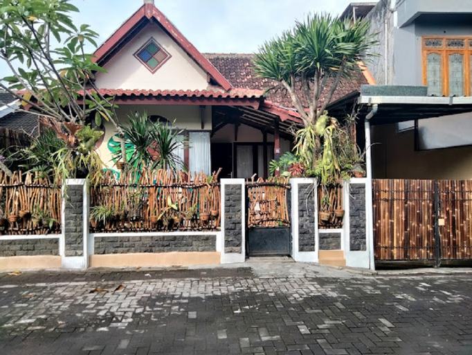 Exterior & Views 3, Villa Monstera Jogja, Yogyakarta