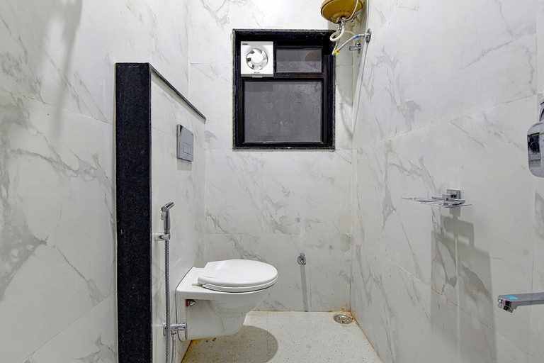 Bathroom 3, Fabhotel Infinity Blue, Udaipur