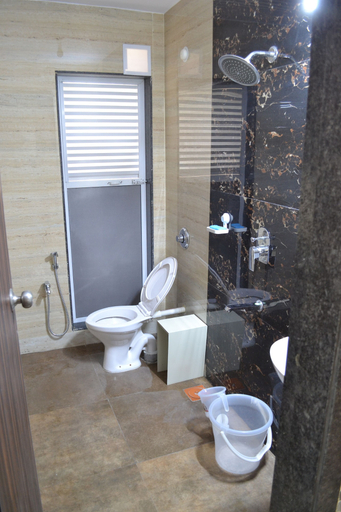 Bathroom 3, Covie Kharghar 200, Raigarh