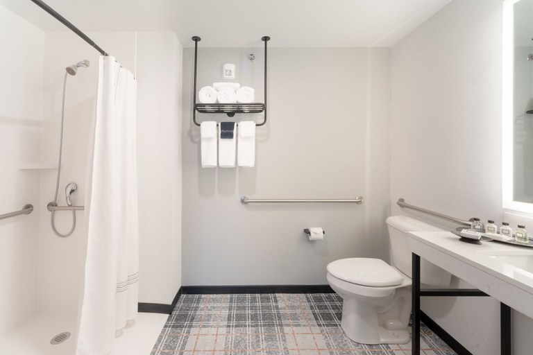 Bathroom 3, The Craftsman Inn & Suites, Onondaga