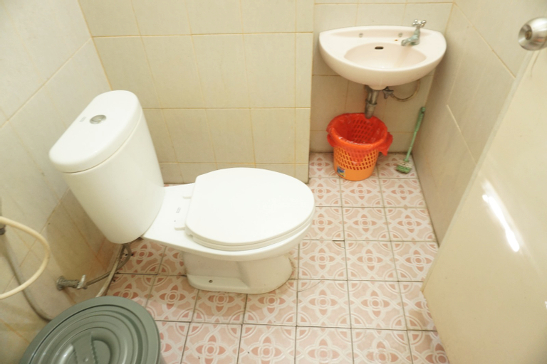 Bedroom 5, Hotel Al Madinah Bangkinang, Kampar