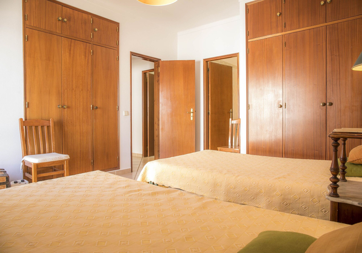 Bedroom 3, B30 - Apartment Alvor by DreamAlgarve, Portimão