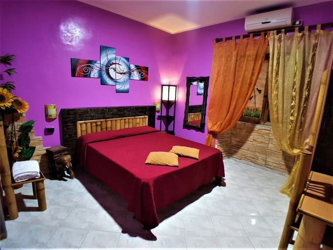 Bedroom 4, Hotel Ginevra, Napoli