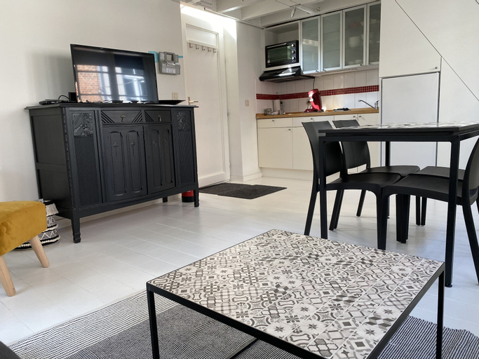 Dining Room 4