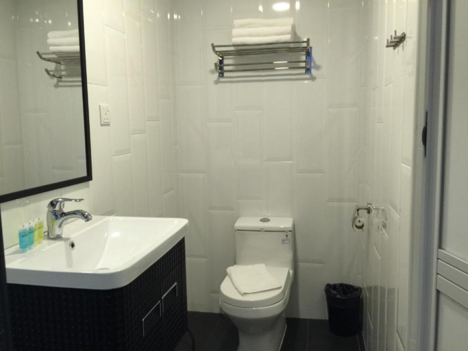 Bathroom 5, The Oikos Hotel, Pontian