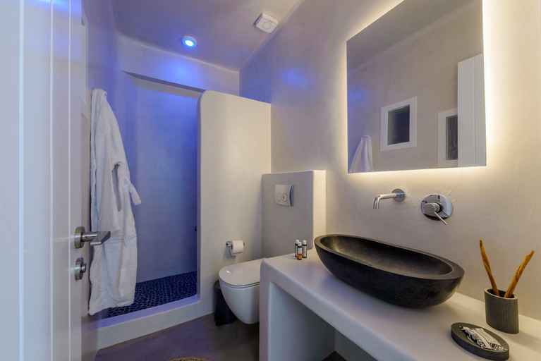 Bathroom 5, Venti Villa Naxos, South Aegean