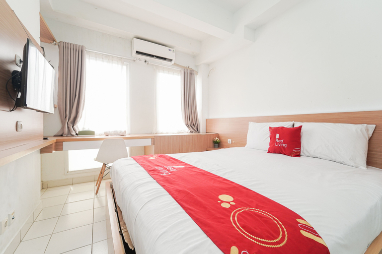 RedLiving Apartemen Patra Land Urbano - Happy Rooms Tower Mid-West with Netflix, Bekasi