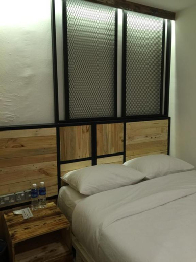 Bedroom 4, The Oikos Hotel, Pontian