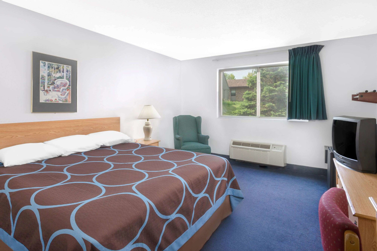 Bedroom 22