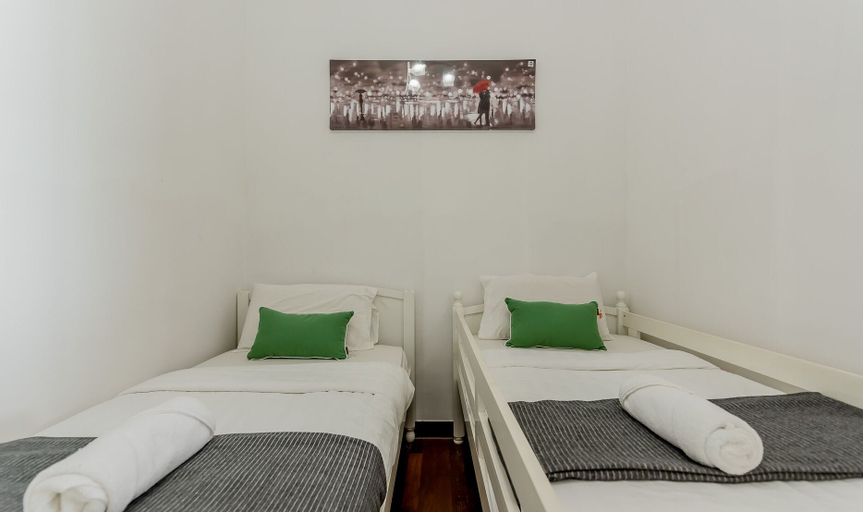 Bedroom 25