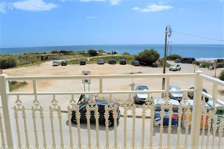 Others 5, 1C Praia Mar Sol by Casas & Papéis, Silves