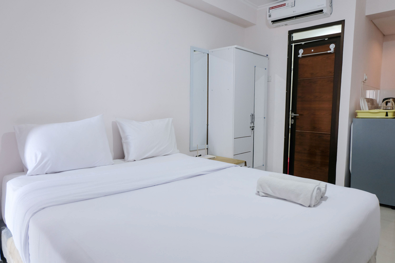 Bedroom 2, Homey Studio Room at 7th Floor Gateway Pasteur Apartment By Travelio, Bandung