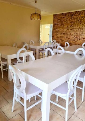 Food & Drinks, Leading Guest Farm, Ugu