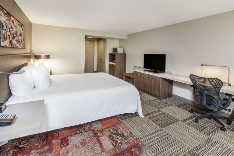 Bedroom 3, Hilton Garden Inn Syracuse, Onondaga