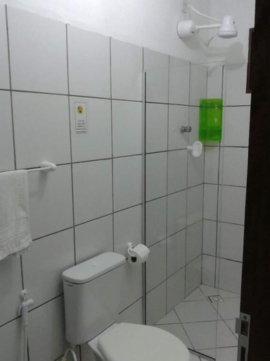 Bathroom 3, POUSADA ÁGUA DE COCO, Prado