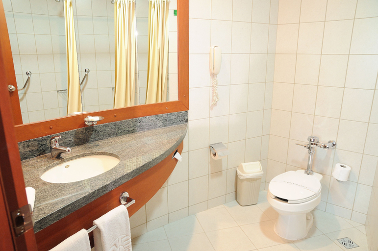Bathroom 5, Suites Camino Real, Pedro Domingo Murillo