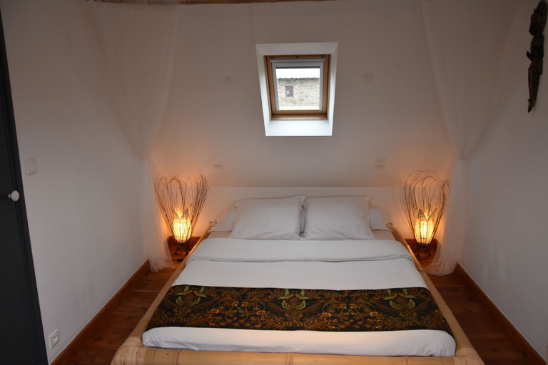 Bedroom 2, Keryanti Domaine de Lesleac'h, Finistère