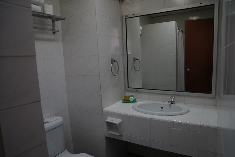 Bathroom, Hotel Seri Malaysia Johor Bahru, Johor Bahru