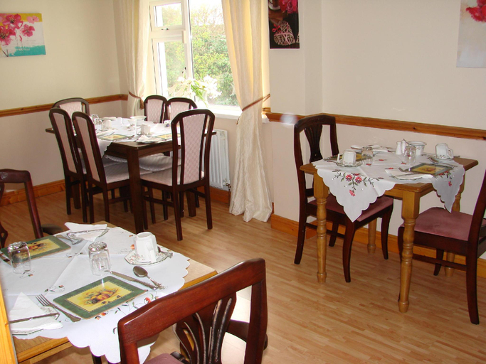 Food & Drinks 2, Padua Guest Accommodation Rosslare