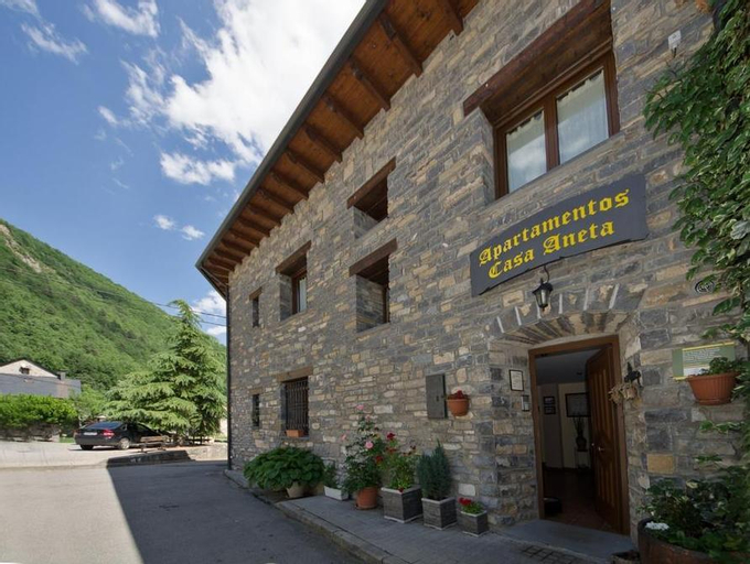 Apartamentos Casa Aneta, Huesca