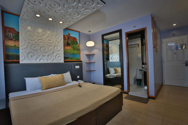 Bedroom 12