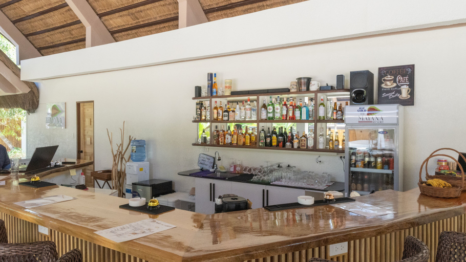 Food & Drinks 5, The Mayana Resort, Dauis