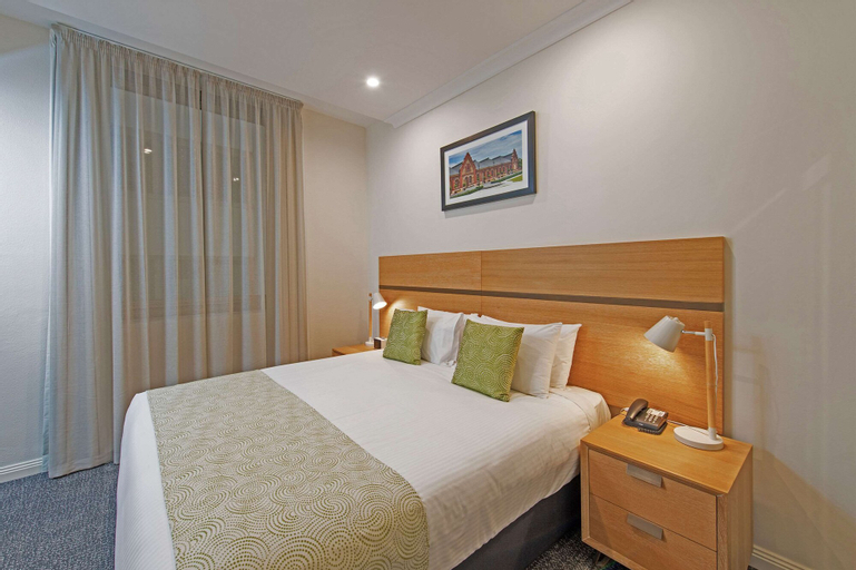 Bedroom 24